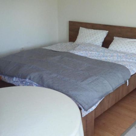 Studio-Apartma Med Oljkami Apartment Portoroz Bagian luar foto
