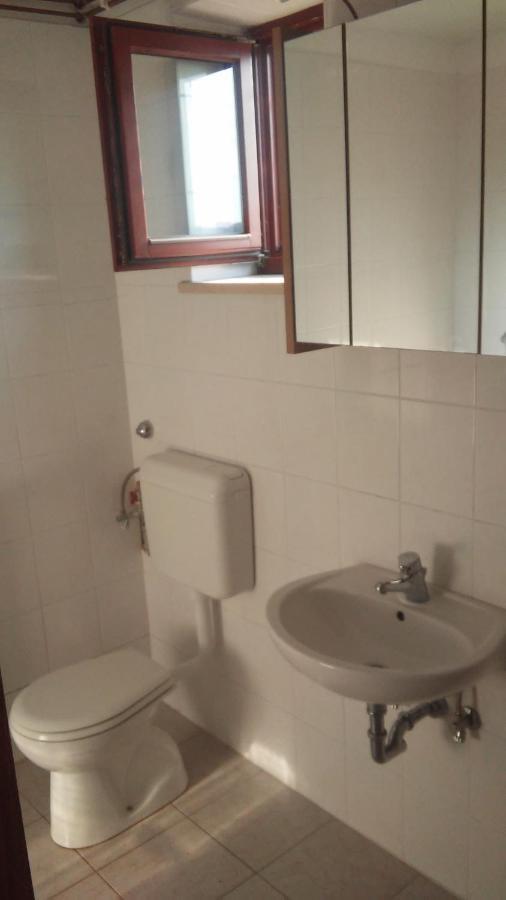 Studio-Apartma Med Oljkami Apartment Portoroz Bagian luar foto